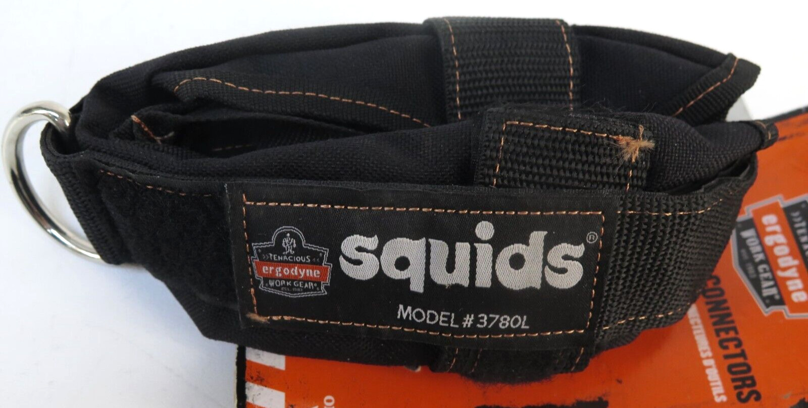 Ergodyne 3780L Squids Power Tool Battery 10 LBS Tethering Trap with D – RIng