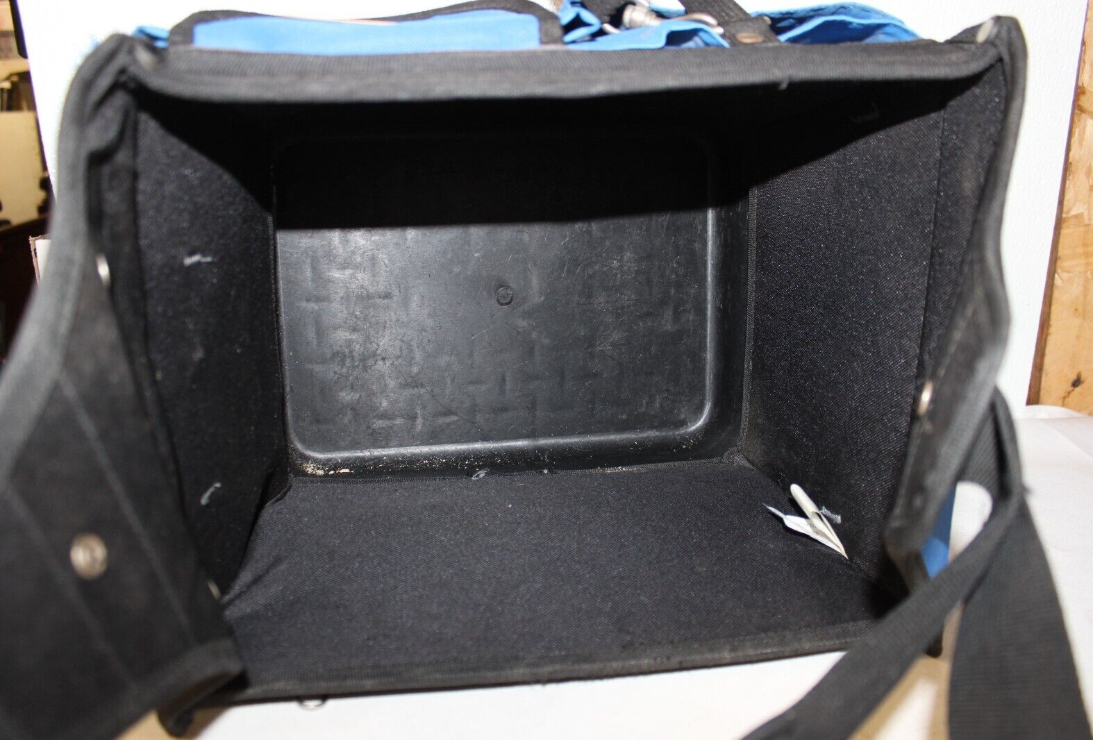 AWP 13″ Electrician’s Tool Tote – Blue (2005)