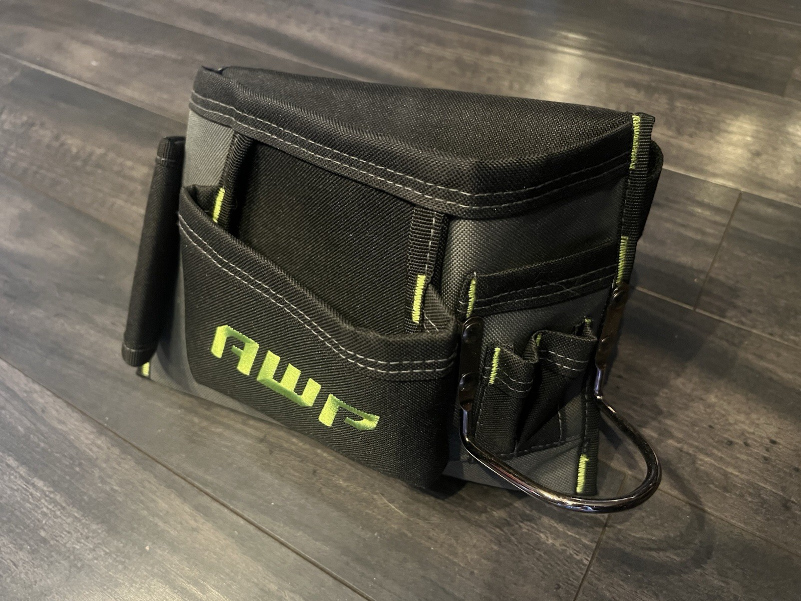 AWP Handyman Tool Apron Belt 5 pockets & Tool Holder Heavy Duty Black & Green