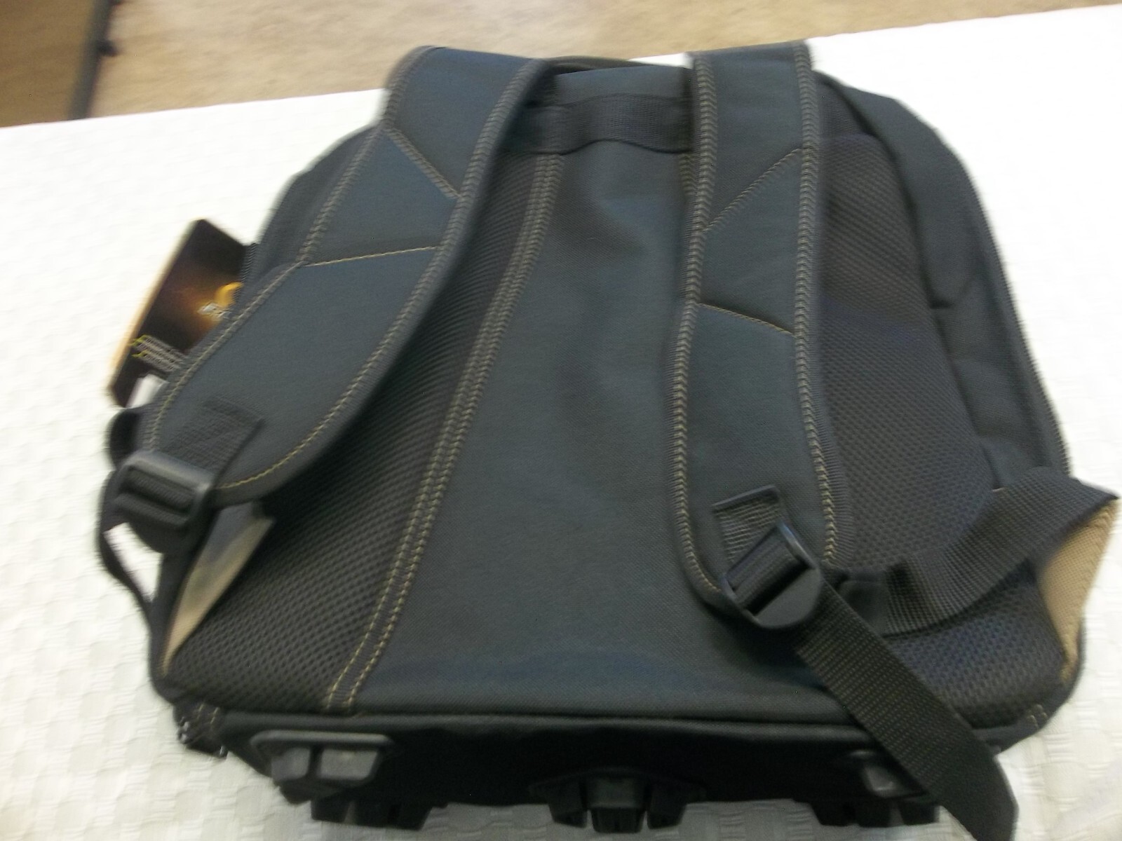 CLC ECP135 – 23 Pocket USB 10,000 mah Battery Charging Tool Backpack Bag Carrie