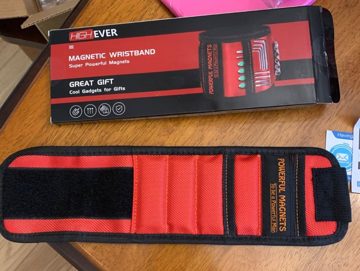 Magnetic Wristband Super Strong Magnets Holds Screws Nails Drill Bits OSFM NEW
