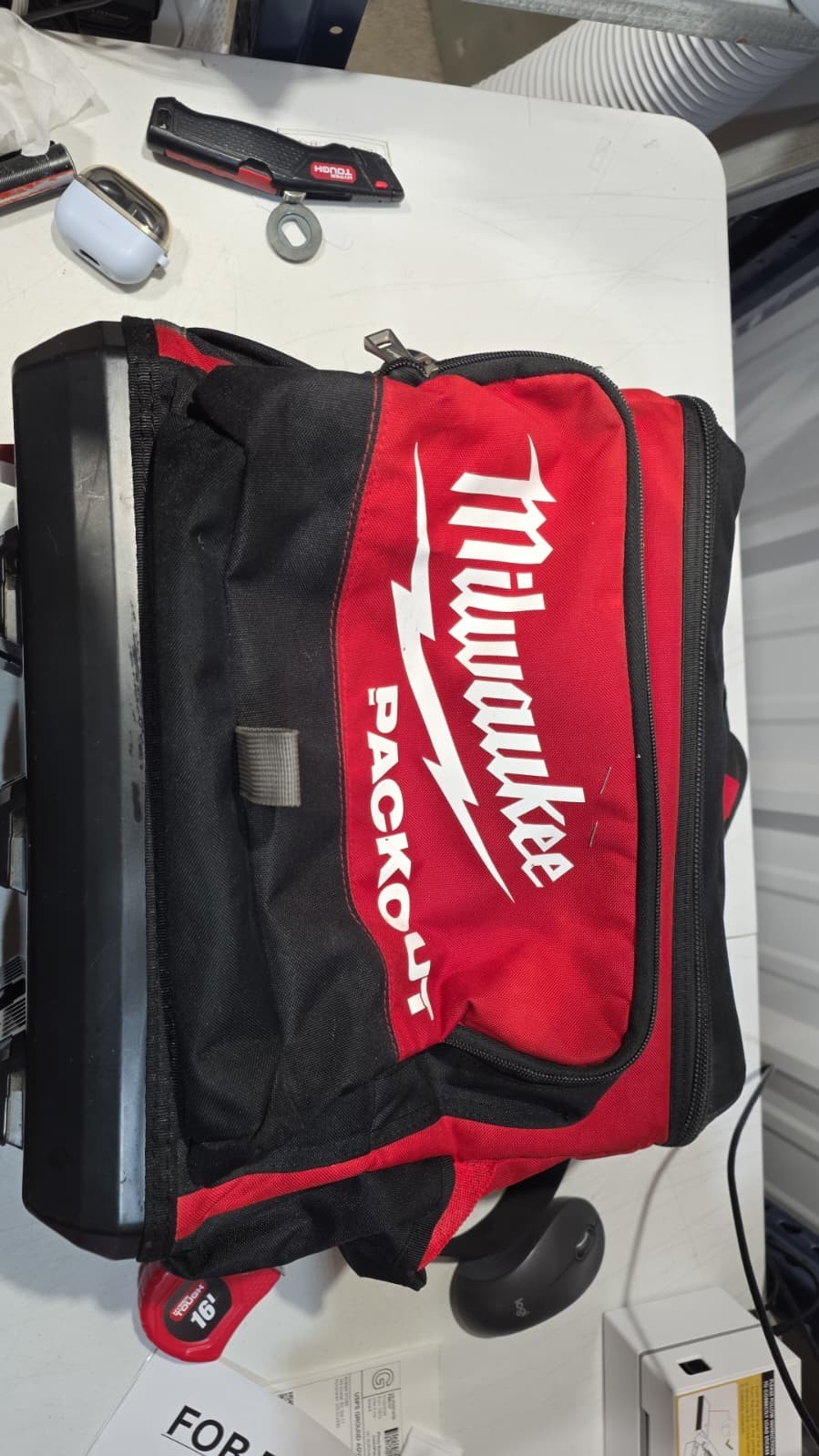 Milwaukee 48-22-8302 5-Pocket Tear-Resistant PACKOUT Modular Storage Cooler