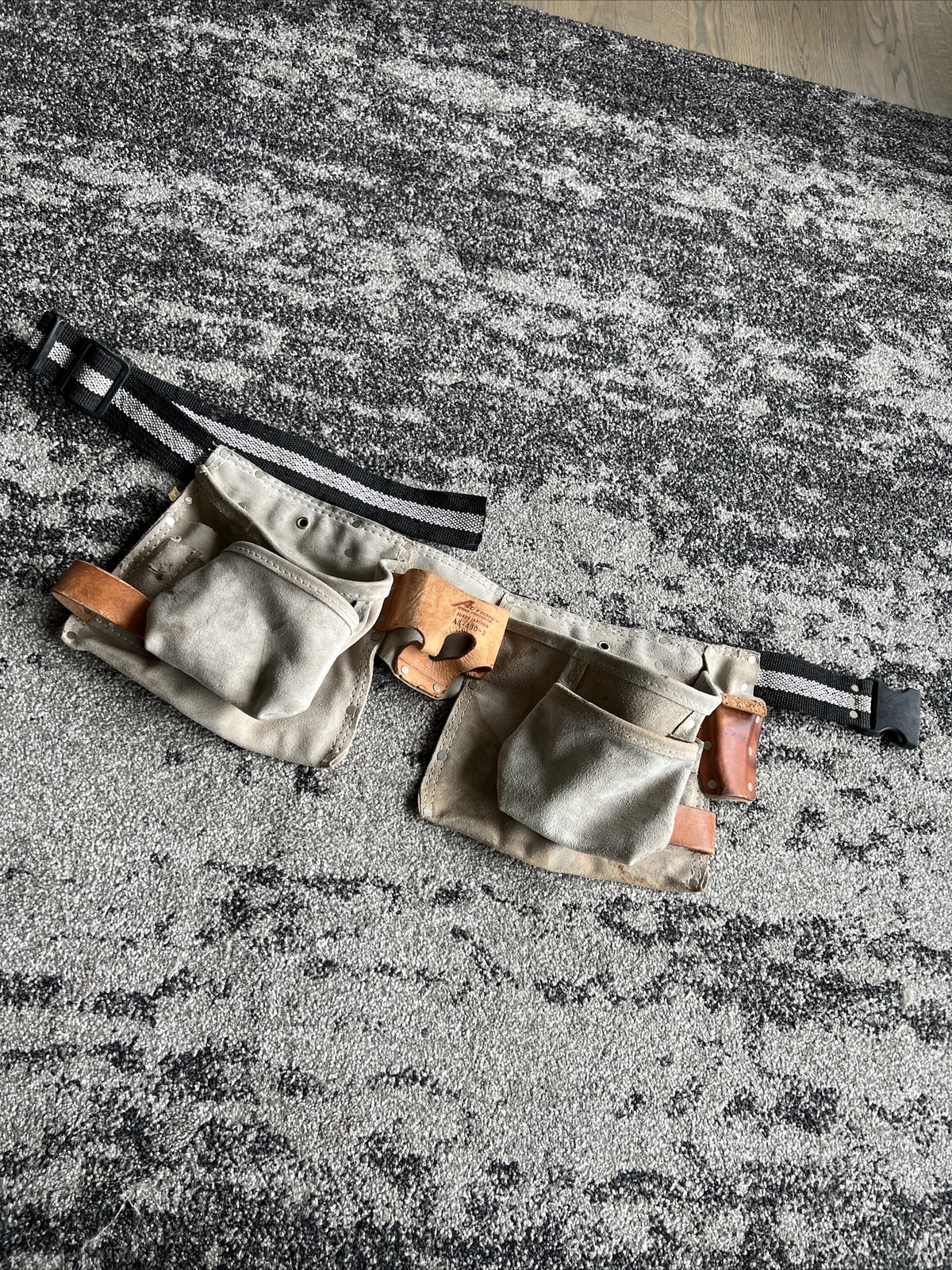 ACTION WORK PRODUCTS Suede Leather AS-490-3 Tool Belt Pouch Holder Waist Brown