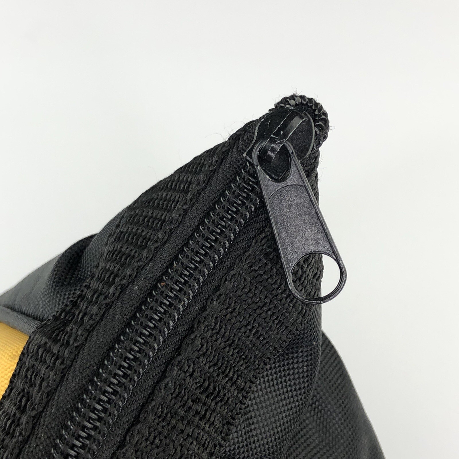 DeWalt Collapsible Full Zip Contractors Tool Bag Storage 12” & Safety Glasses