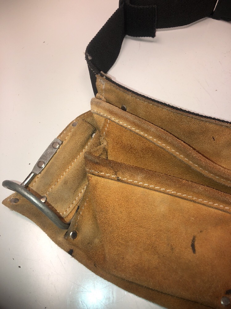 CLC General Construction Suede Leather Tool Apron Belt Bag Pouch Pocket Holder