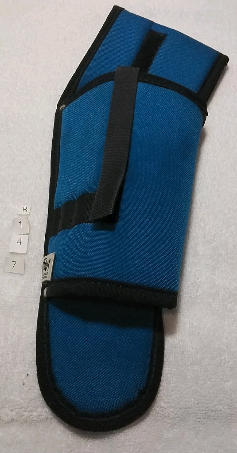 MTM -MENDOZA MANUFACTURING NYLON CORDLESS DRILL HOLSTER & 4PC BIT HOLDER