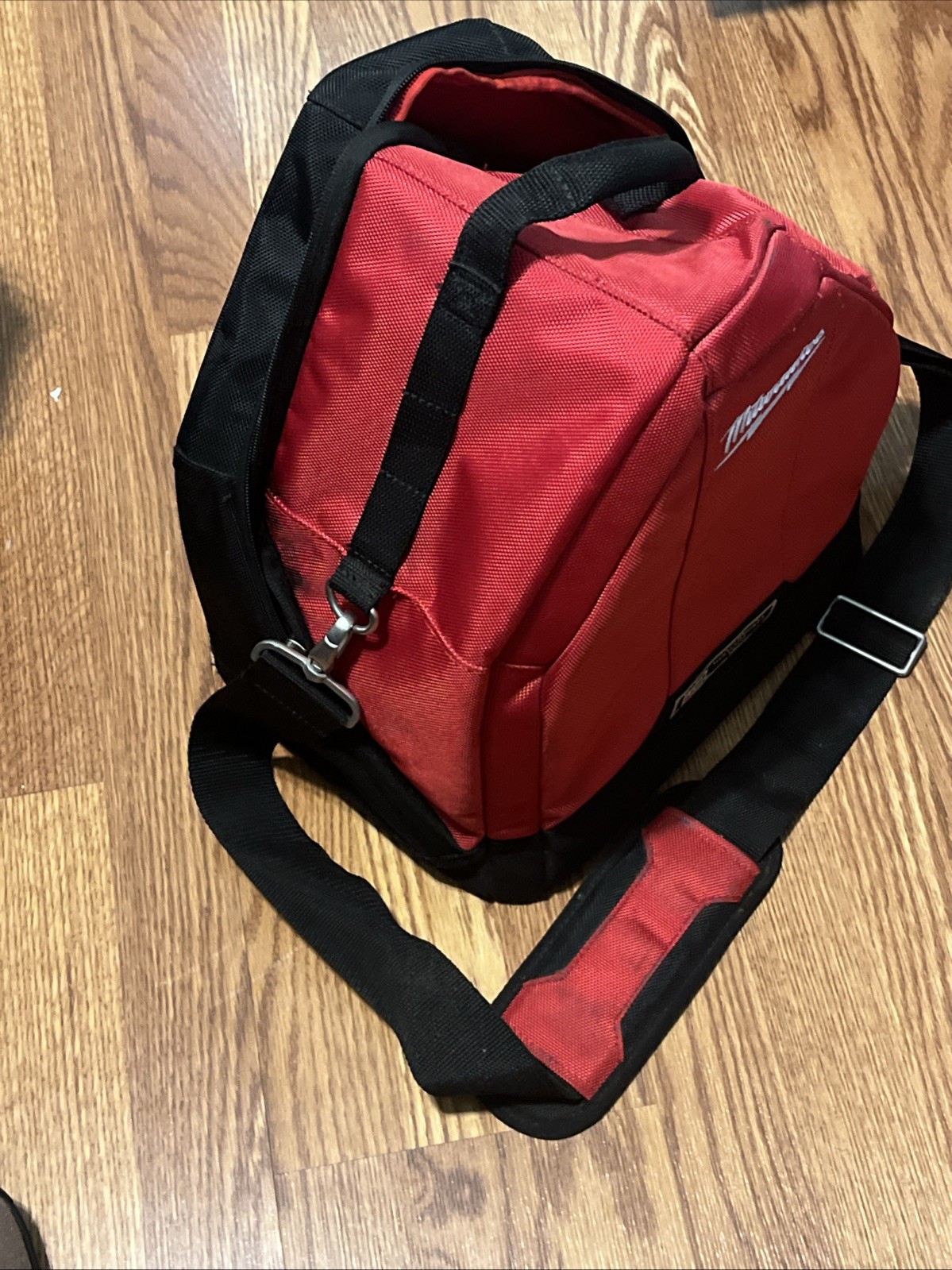 Milwaukee 42-55-2123 Utility Bucket Light Bag For tools — 9389