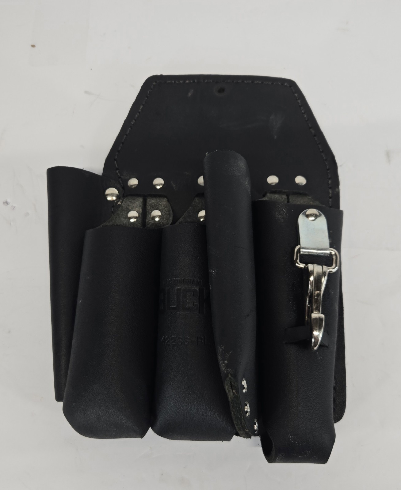 42266-BL Buckingham, 5 Tool Pocket & Knife Snap Black Leather 10″x11″ Pouch