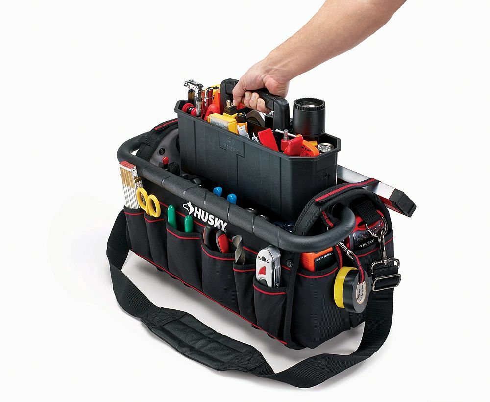Husky CANADA 20-inch Pro Tool Bag with Pull Out Tray