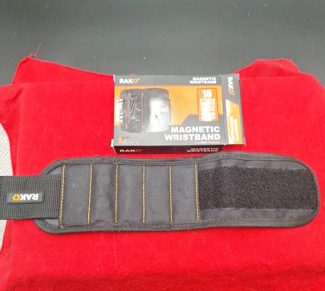 RAK MW10SM Magnetic Wristband Tool Organizer- 3rd Hand Holds Nails-Washers Etc