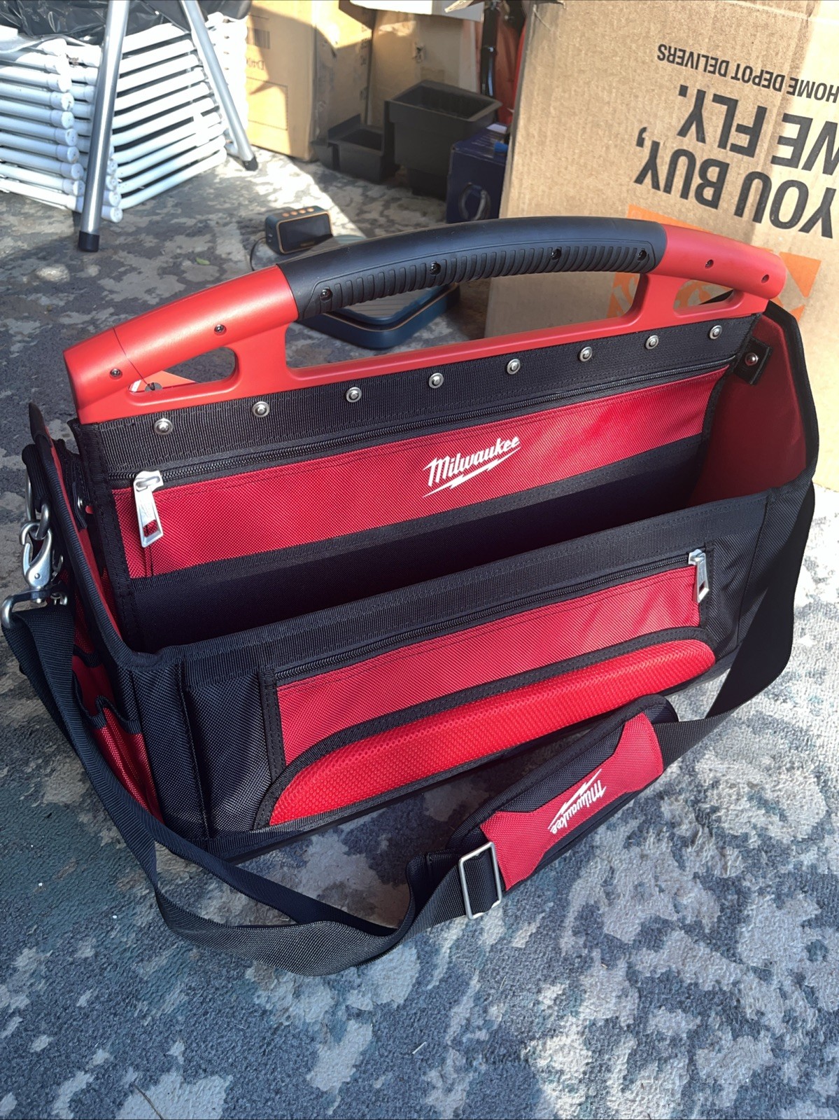 New 48-22-8320 Tool Bags for Milwaukee 20 Inch 32 Pocket packout Tote